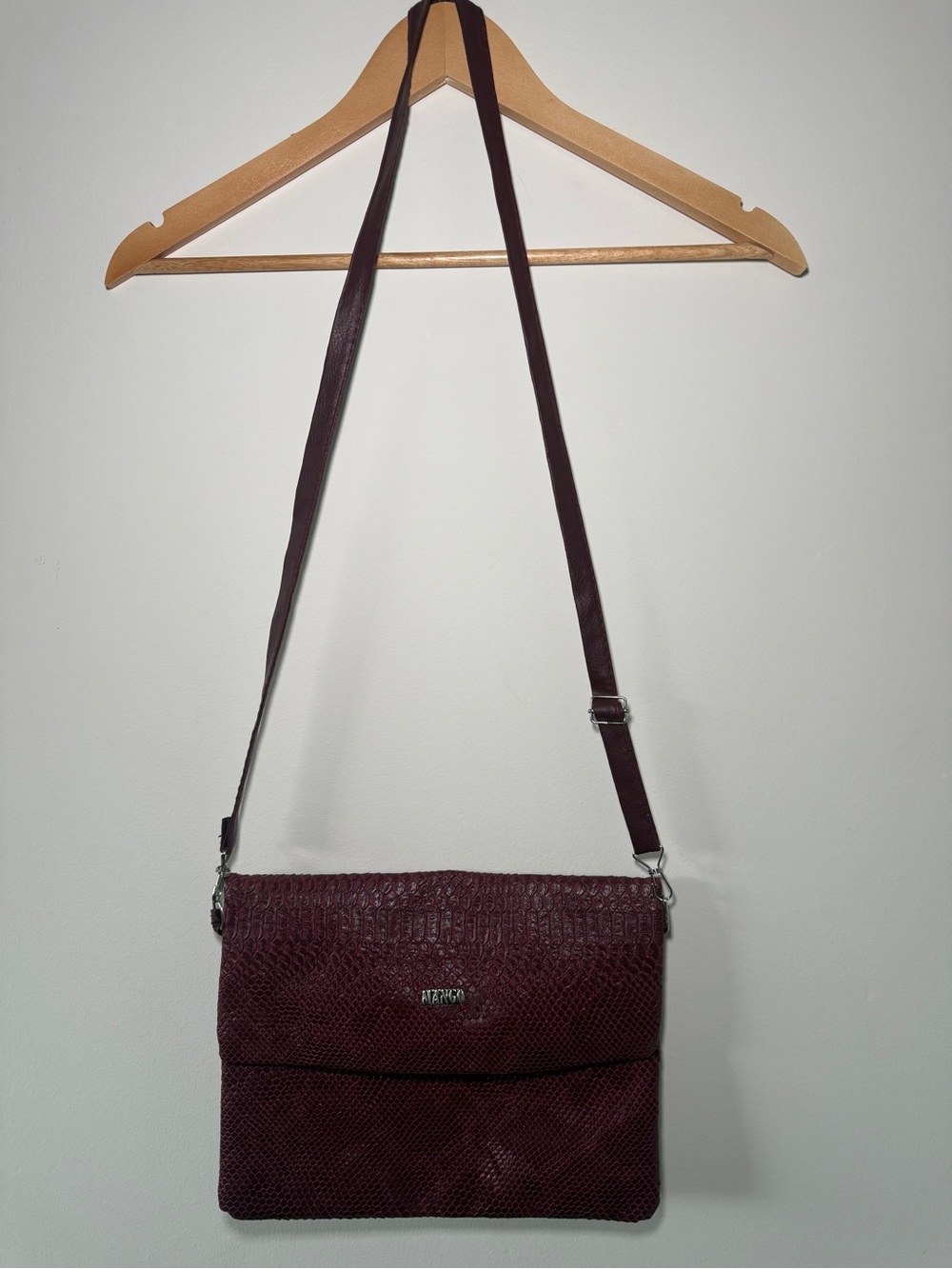 MANGO Burgundy Croc Embossed Crossbody Shoulder Bag